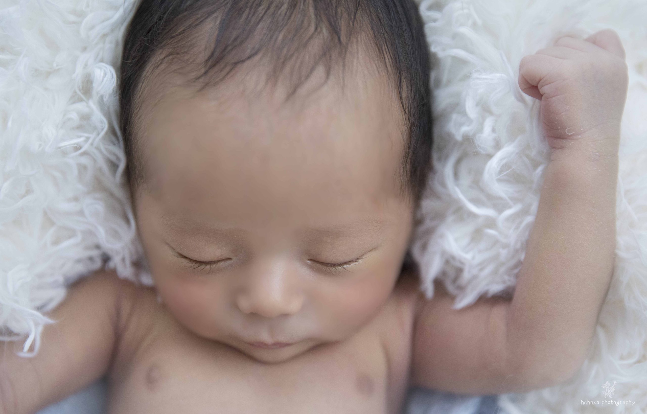 新生児のまつ毛 横浜のニューボーンフォト ベビーフォトグラファー Hahako Photography